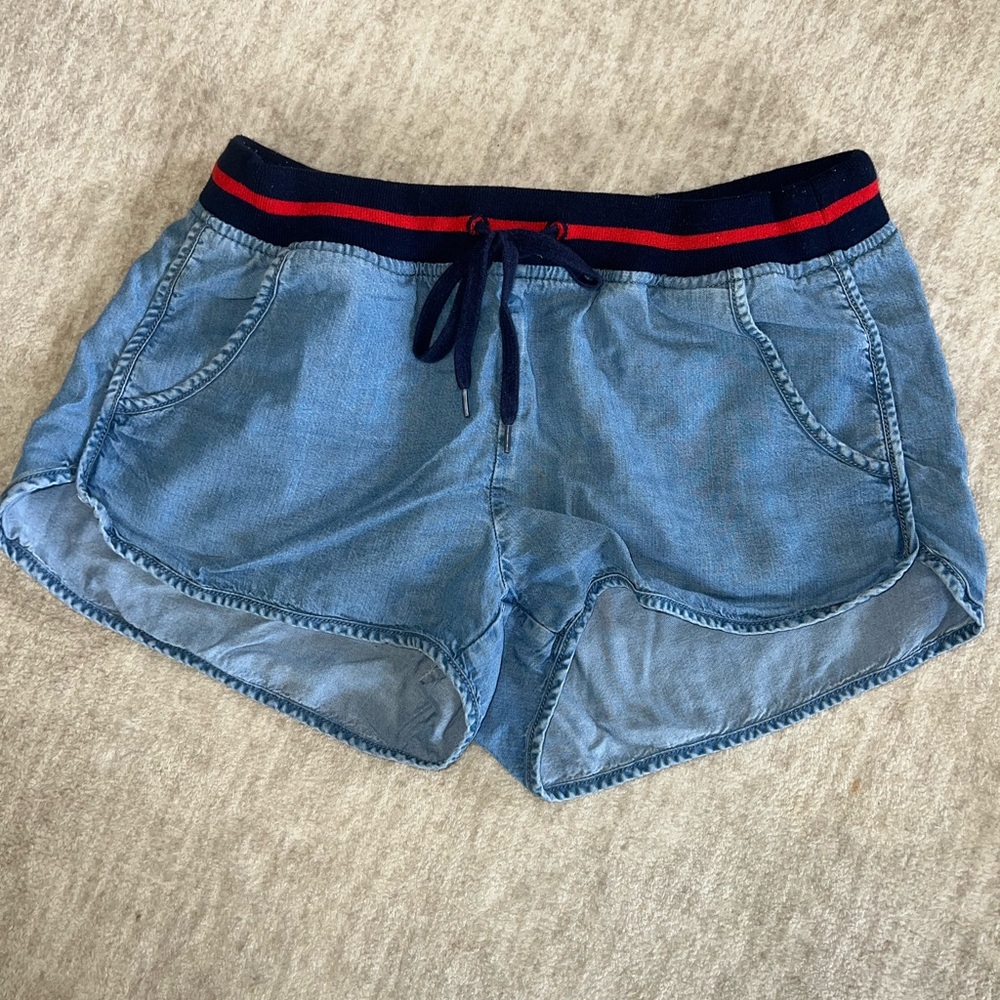 American Eagle drawstring shorts